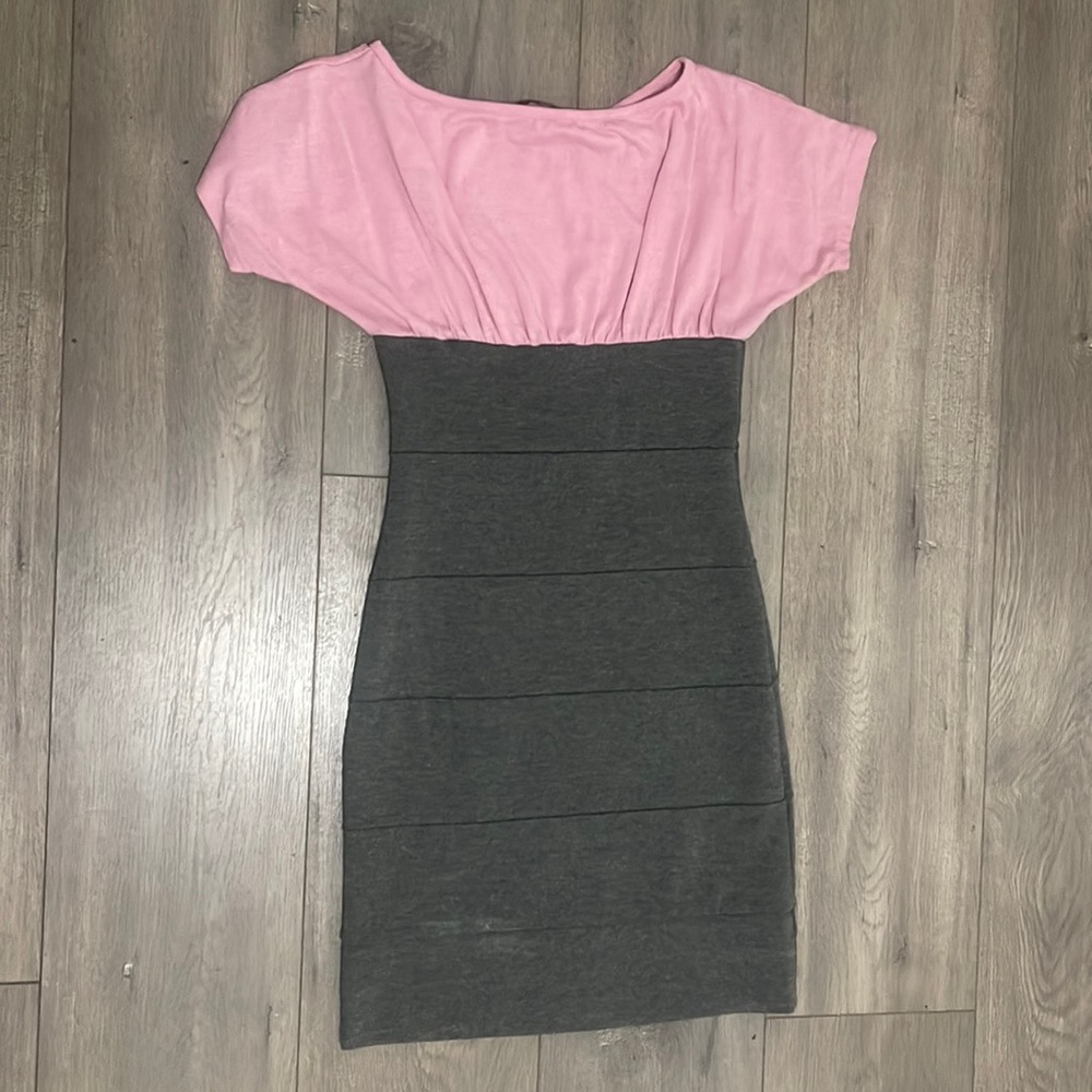 Mon Ami Pink and Gray Pencil Dress M